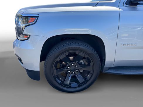Used 2017 Chevrolet Tahoe LS w/ Enhanced Driver Alert Package RWD image 9