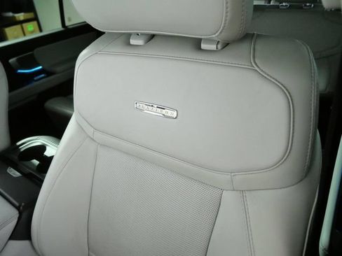 Certified 2025 Ford Expedition Max Platinum AWD/4WD image 18