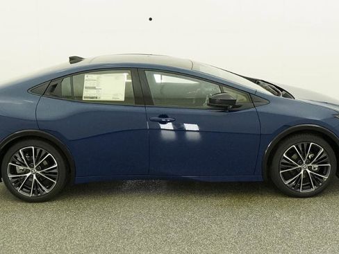New 2026 Toyota Prius Limited FWD image 18