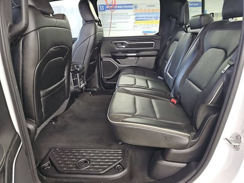 Used 2022 RAM 1500 Laramie AWD/4WD image 13