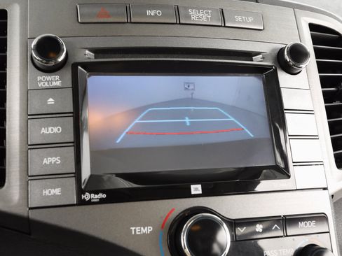 Used 2015 Toyota Venza Limited image 24