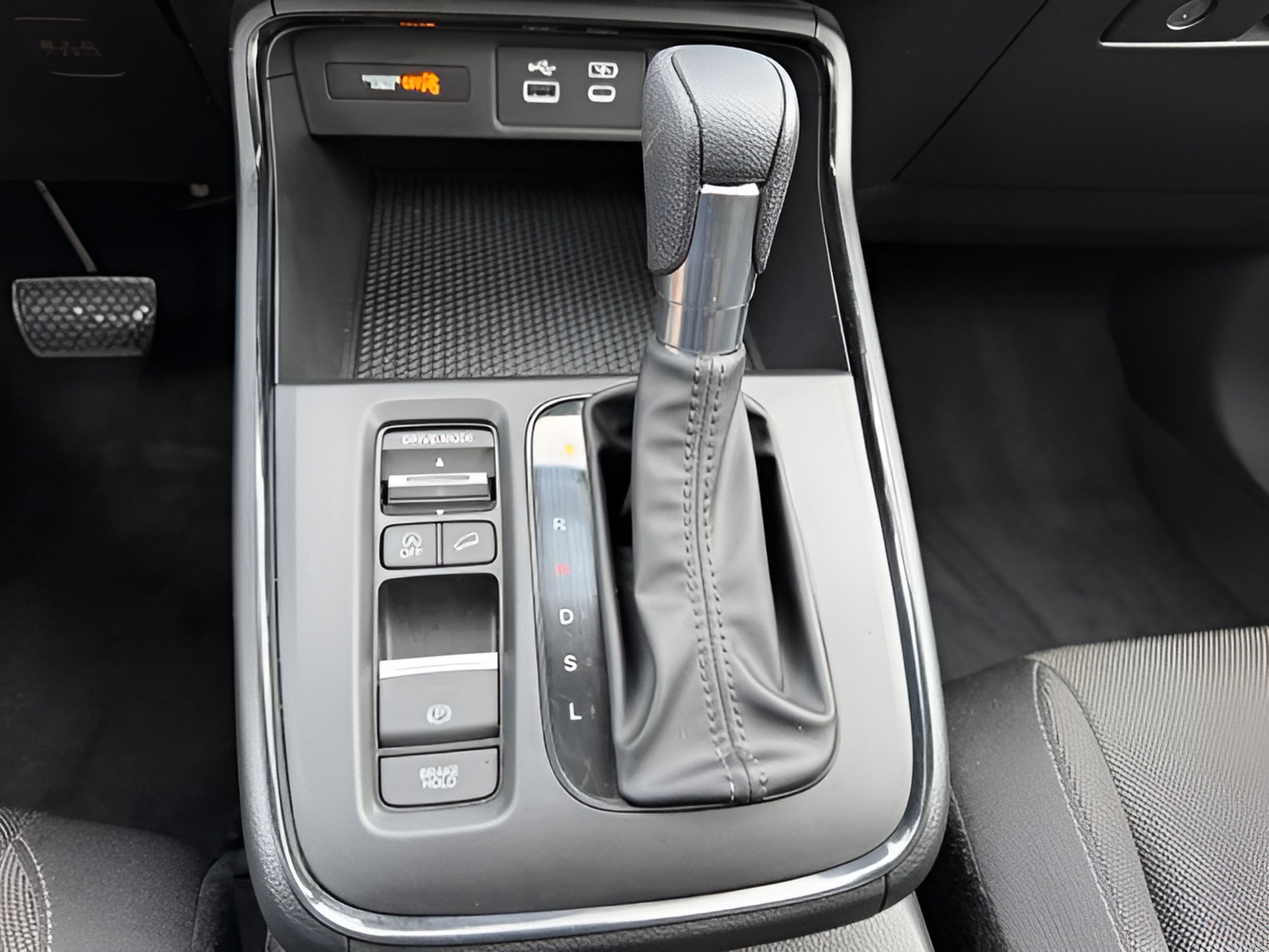 Used 2024 Honda CR-V EX image 19