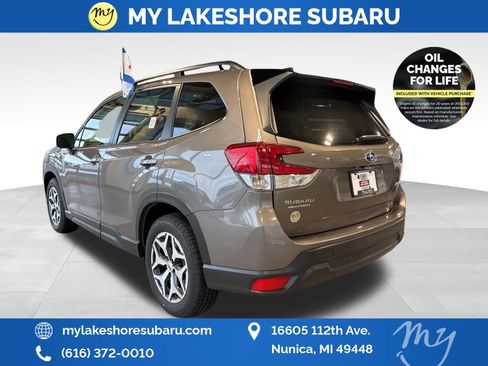 Certified 2024 Subaru Forester Premium image 9