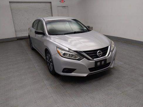 Used 2016 Nissan Altima 2.5 SV image 13