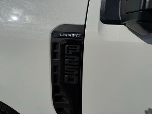 New 2026 Ford F250 Lariat w/ Black Appearance Package image 13