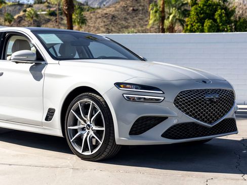 Used 2026 Genesis G70 2.5T Prestige image 3