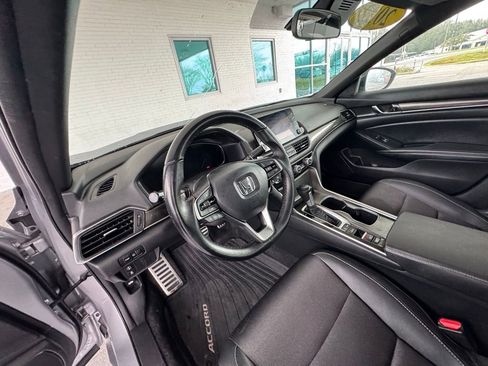 Used 2022 Honda Accord Sport image 12
