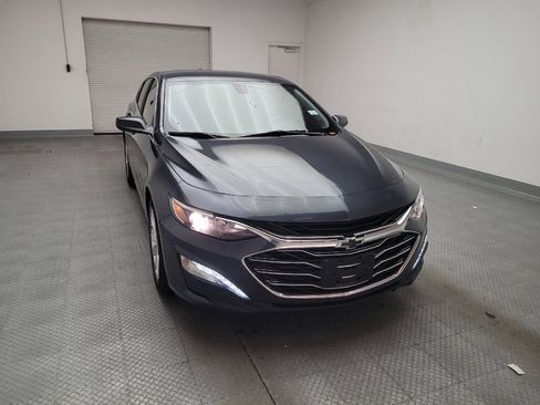 Used 2020 Chevrolet Malibu LT FWD image 14