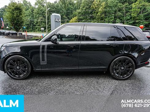 Used 2025 Land Rover Range Rover Long Wheelbase SE AWD/4WD image 6