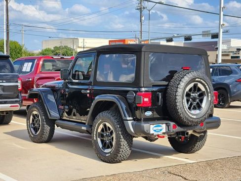 Used 2021 Jeep Wrangler Rubicon AWD/4WD image 4