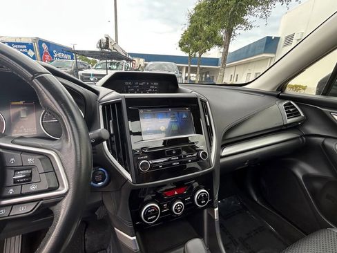 Used 2020 Subaru Forester Premium AWD/4WD image 16