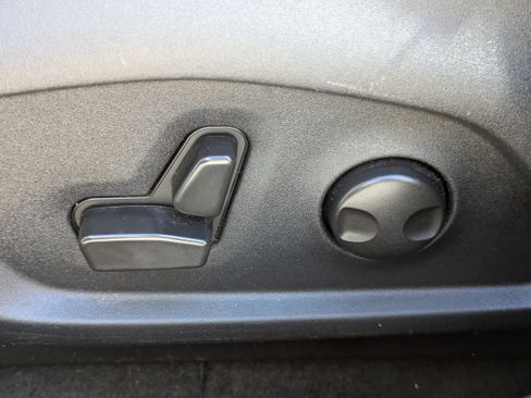 Used 2022 Jeep Compass Trailhawk w/ Trailhawk Convenience Group image 12