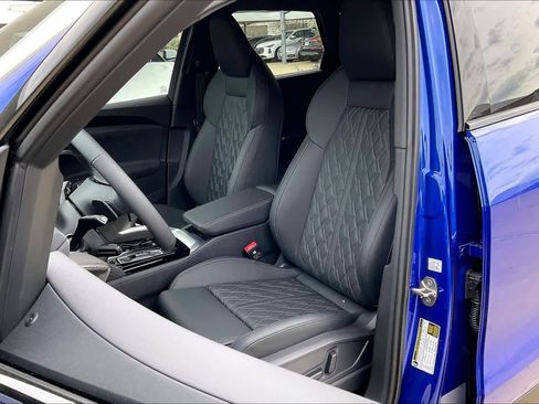 New 2025 Audi SQ5 Premium Plus image 9