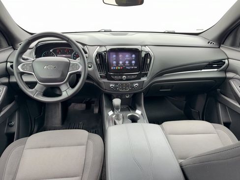 Used 2023 Chevrolet Traverse LT FWD image 17