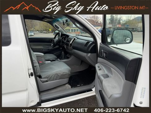 Used 2005 Toyota Tacoma 4x4 Access Cab image 19
