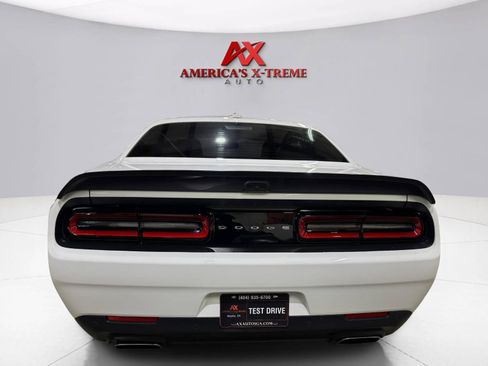 Used 2020 Dodge Challenger R/T Scat Pack RWD image 5