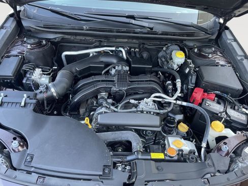Used 2024 Subaru Outback Limited AWD/4WD image 17