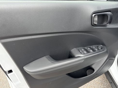 New 2026 Hyundai Venue SEL image 7