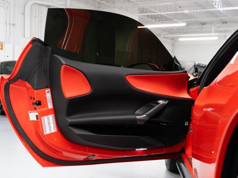 Used 2022 Ferrari SF90 Stradale AWD/4WD image 22