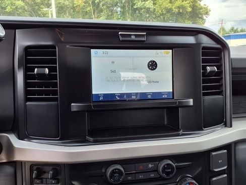 New 2026 Ford F550 4x4 Crew Cab image 21