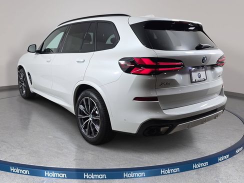 New 2026 BMW X5 xDrive40i w/ M Sport Package AWD/4WD image 7