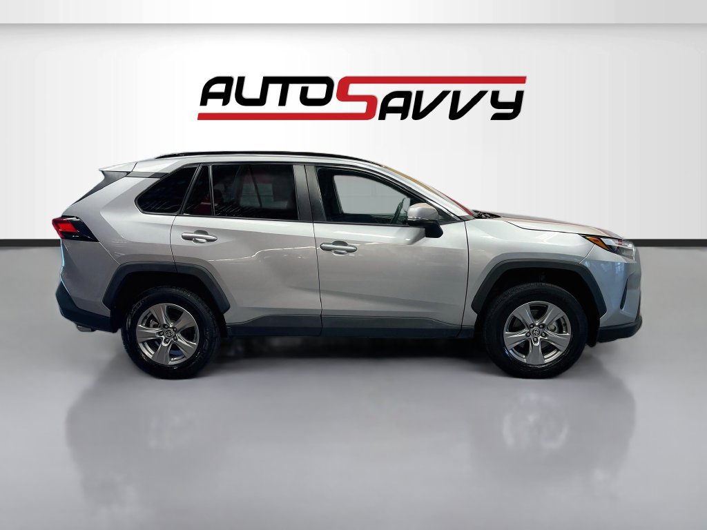 Used 2024 Toyota RAV4 XLE AWD/4WD image 8
