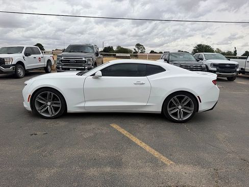 Used 2016 Chevrolet Camaro LT image 4