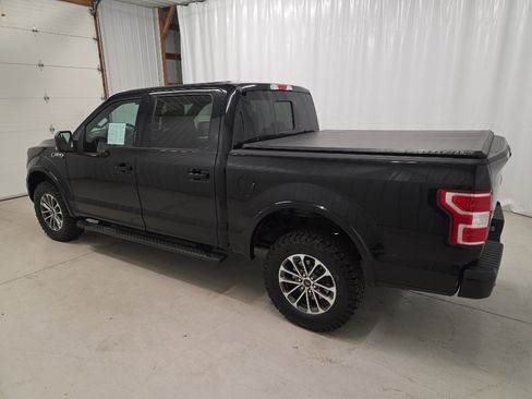 Used 2018 Ford F150 XLT w/ Equipment Group 302A Luxury AWD/4WD image 17