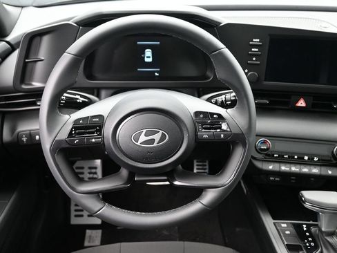 Used 2026 Hyundai Elantra SEL Sport Premium FWD image 21