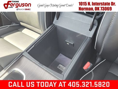 New 2026 GMC Acadia Denali w/ Super Cruise Package FWD image 37