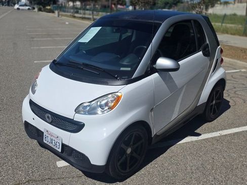 Used 2014 smart fortwo pure image 20