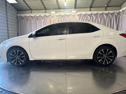 Used 2018 Toyota Corolla SE w/ Carpet Mat Package (TMS) FWD image 6