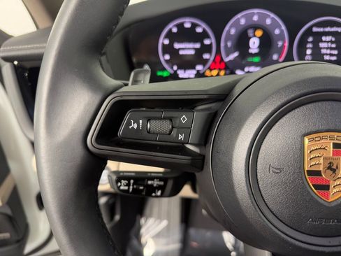 Certified 2025 Porsche Panamera 4 image 32