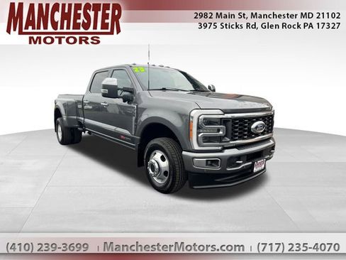 Used 2023 Ford F350 Platinum image 1