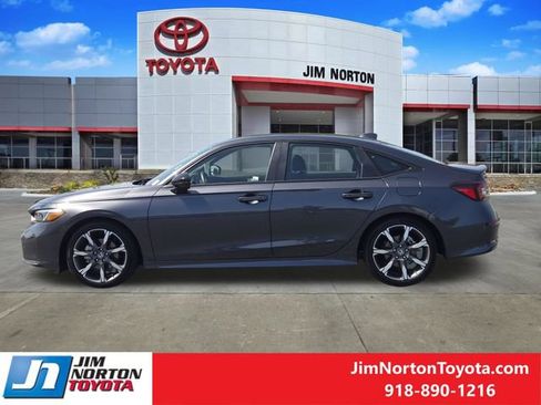 Used 2026 Honda Civic Sport Touring image 5
