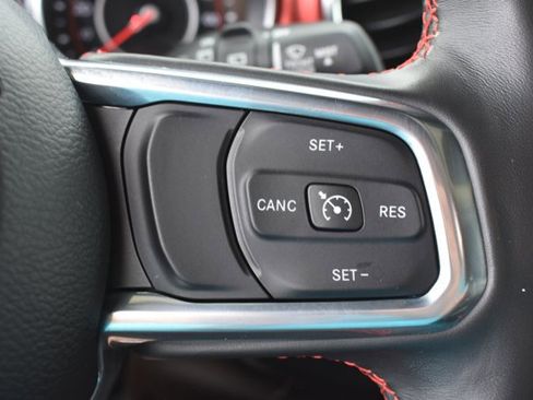 Used 2022 Jeep Wrangler Unlimited Rubicon w/ LED Lighting Group AWD/4WD image 21