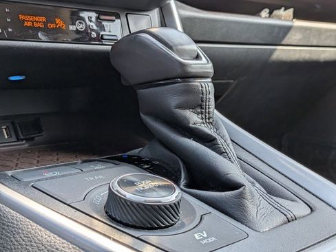 Used 2020 Toyota RAV4 Limited w/ Limited Grade Weather Package image 17