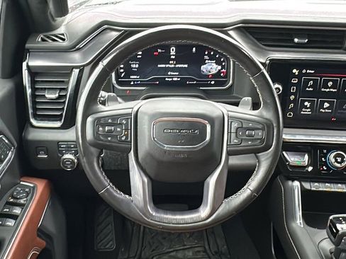 Used 2023 GMC Sierra 1500 Denali Ultimate image 12