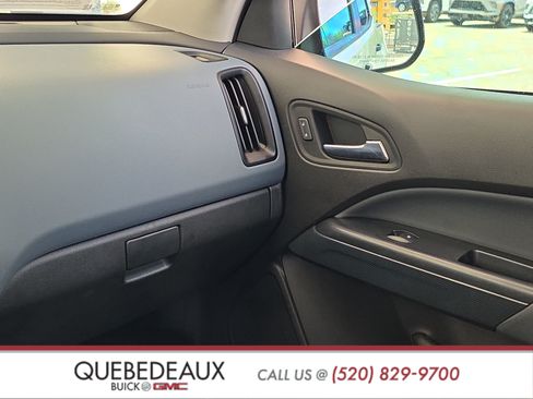 Used 2021 Chevrolet Colorado Z71 AWD/4WD image 21