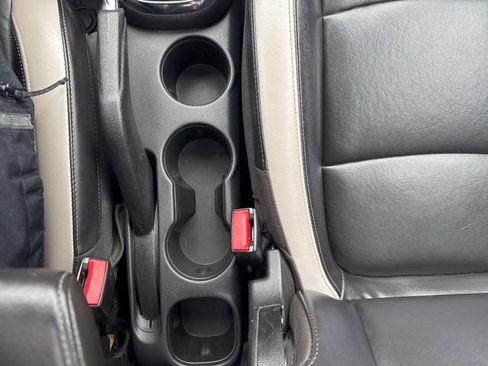 Used 2018 Chevrolet Trax Premier w/ Midnight Edition image 34