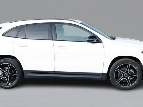 Certified 2025 Mercedes-Benz GLA 250 GLA 250 image 4