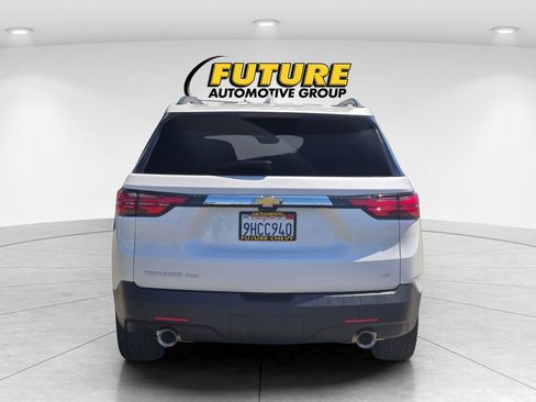 Certified 2023 Chevrolet Traverse LT w/ LT Premium Package AWD/4WD image 5