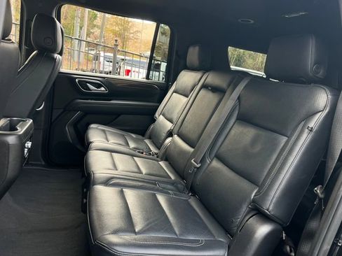 Used 2022 GMC Yukon XL SLE w/ Gmc Pro Safety Plus Package image 19