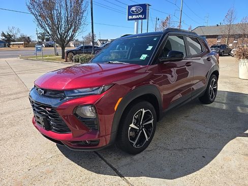 Used 2023 Chevrolet TrailBlazer RS w/ Convenience Package image 5