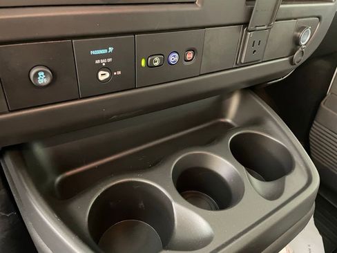 New 2025 Chevrolet Express 2500 w/ Driver Convenience Package image 27