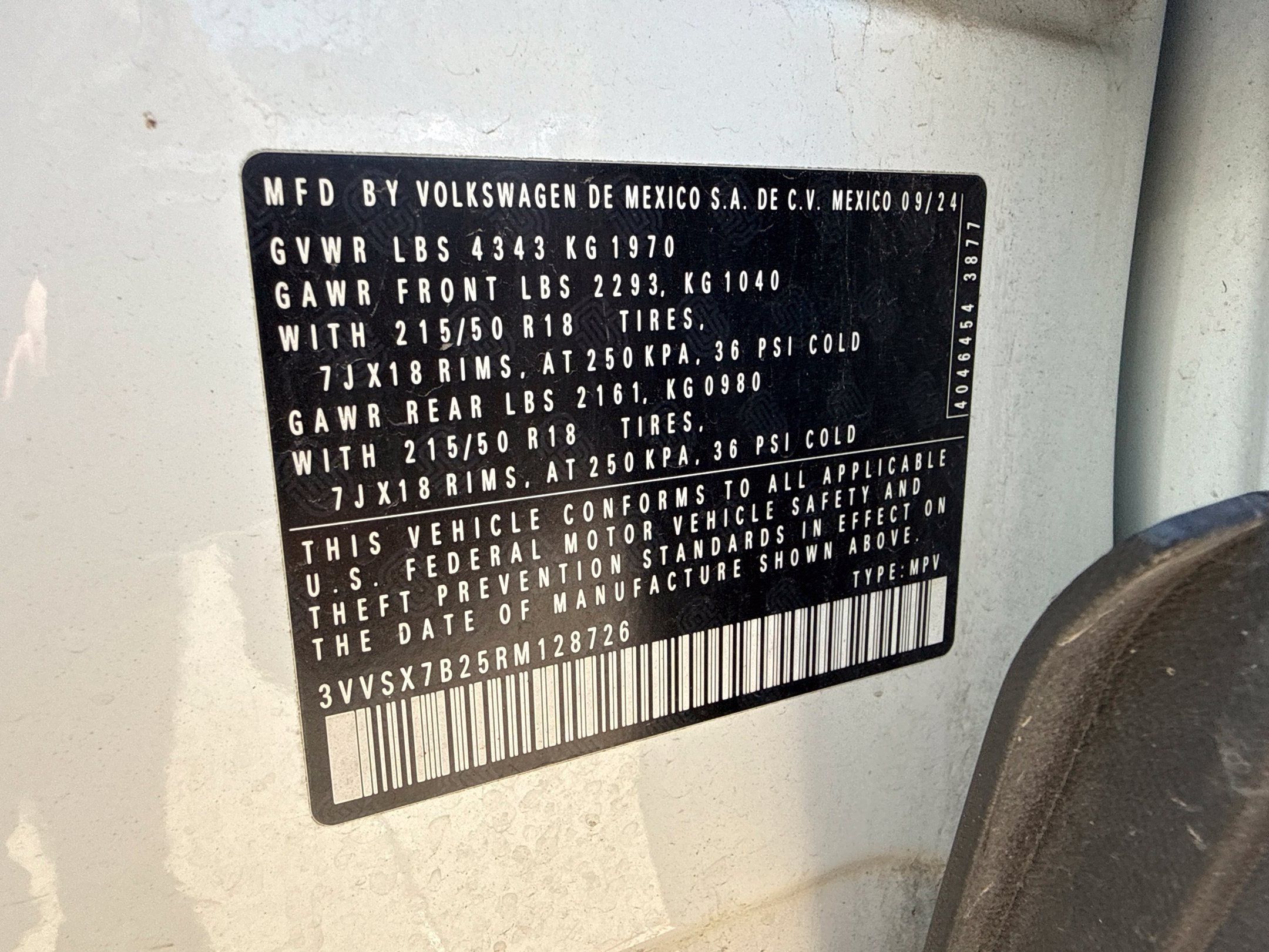 Used 2024 Volkswagen Taos SE FWD image 11
