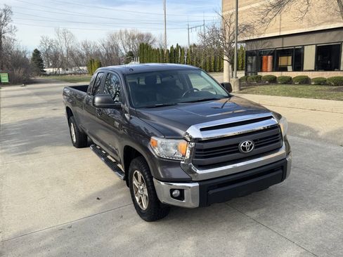 Used 2015 Toyota Tundra SR5 image 7