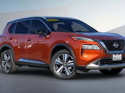 Certified 2023 Nissan Rogue Platinum w/ Platinum Premium Package image 2