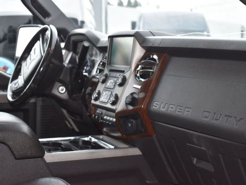 Used 2016 Ford F350 Lariat w/ Lariat Ultimate Package image 9