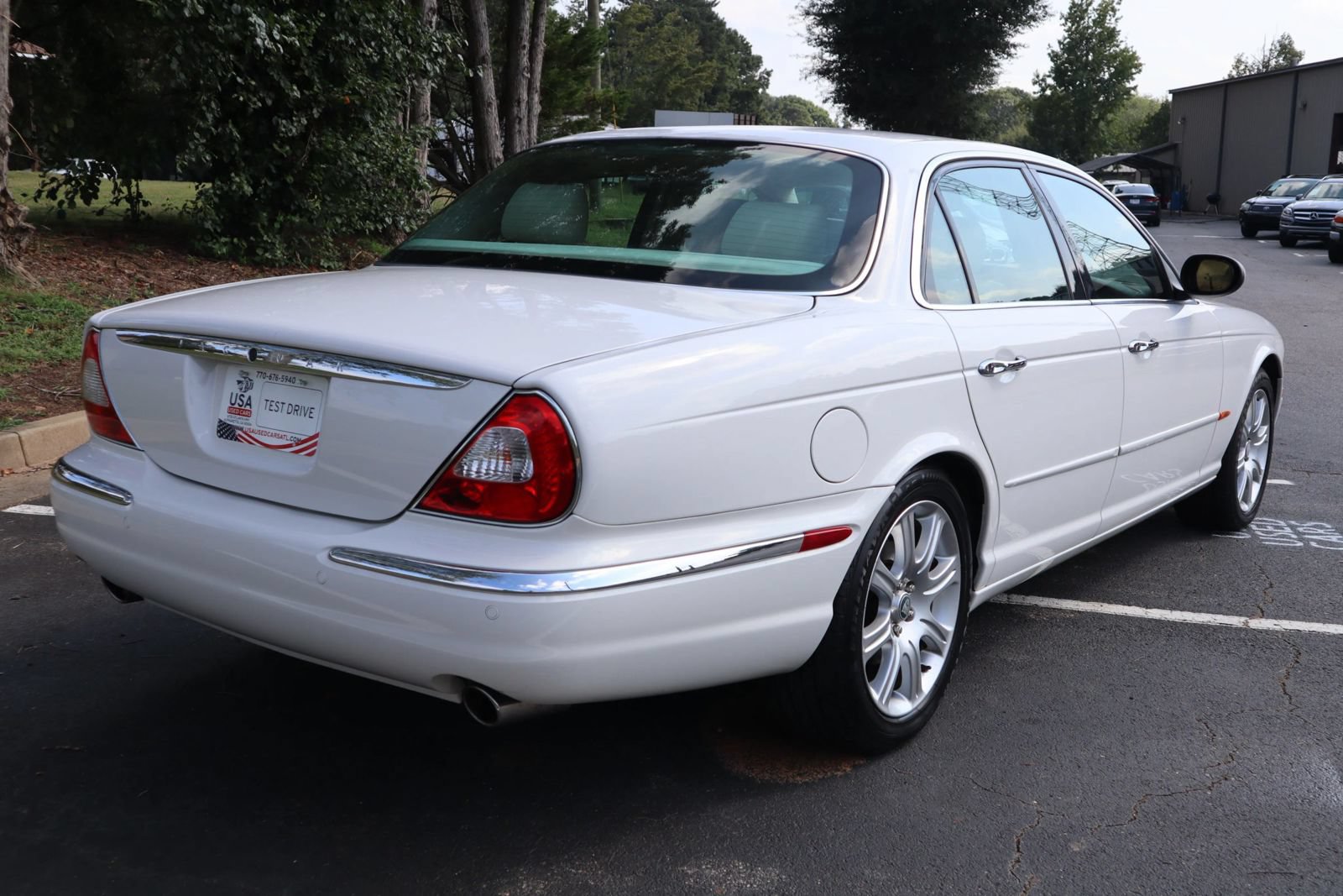 Used 2004 Jaguar XJ8 RWD image 6